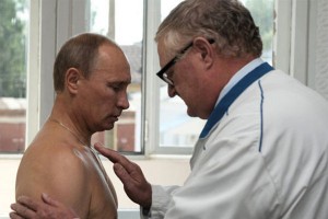 Putin suffers from an "old sports injury", but it doesn't affect his work, according to press-secretary Peskov.